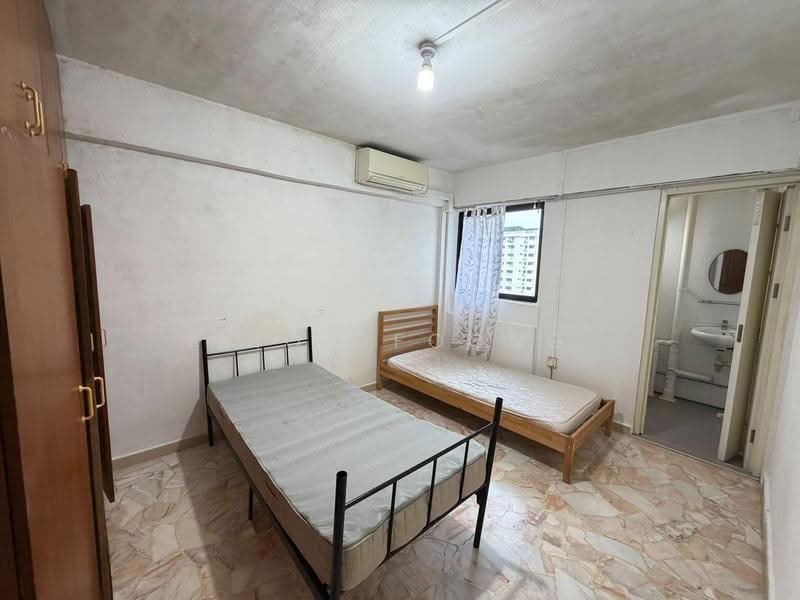 15 Saint George's Road, 15 Saint George's Road, Balestier / Toa Payoh, 3 Bedrooms, 979 sqft, HDB Flat For Sale, by Shon Foong, 500217219 - Bedroom - PropertyGuru.com.sg