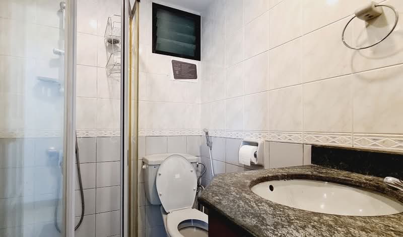 Simsville, 2 Geylang East Avenue 2, 1 Bedroom, 180 sqft, Condominium For Rent, by Rick Khiantani, 500217238 - Bathroom - PropertyGuru.com.sg