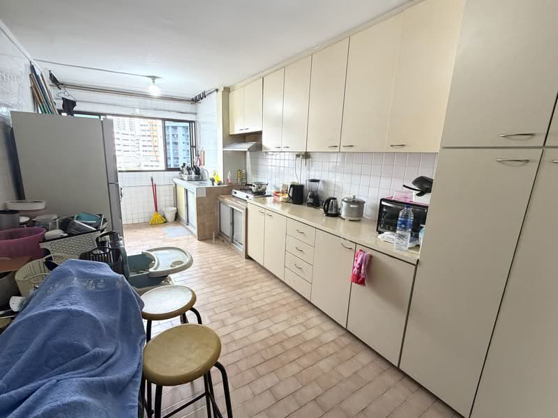 15 Saint George's Road, 15 Saint George's Road, 3 Bedrooms, 979 sqft, HDB Flat For Sale, by Eric Wong, 500217239 - Kitchen - PropertyGuru.com.sg