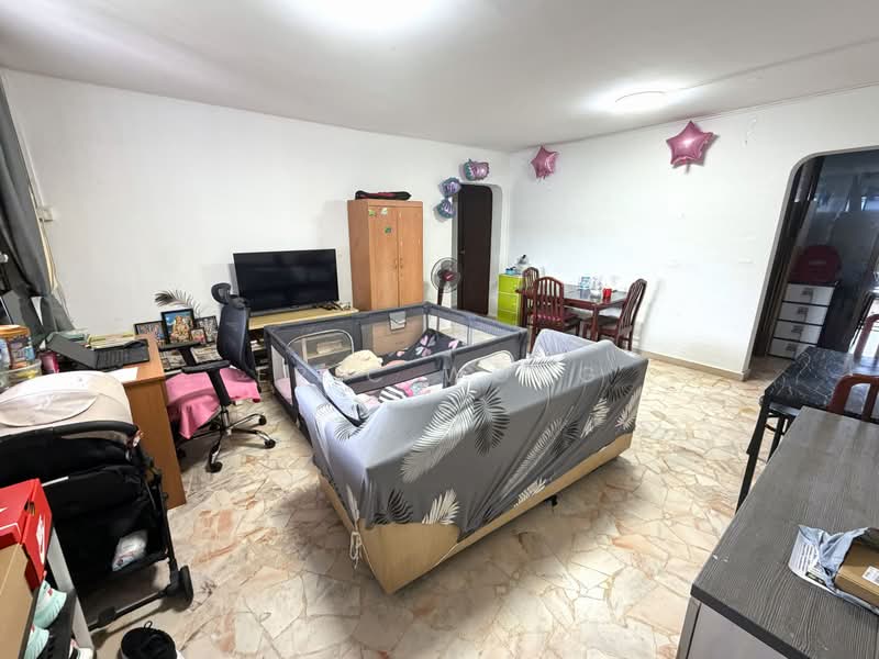 15 Saint George's Road, 15 Saint George's Road, 3 Bedrooms, 979 sqft, HDB Flat For Sale, by Eric Wong, 500217239 - Living Room - PropertyGuru.com.sg
