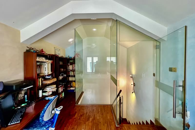 Saint Nicholas View, St. Nicholas View, 4 Bedrooms, 2,500 sqft, Corner Terrace For Sale, by Nicholas Nah, 500217245 - Study - PropertyGuru.com.sg