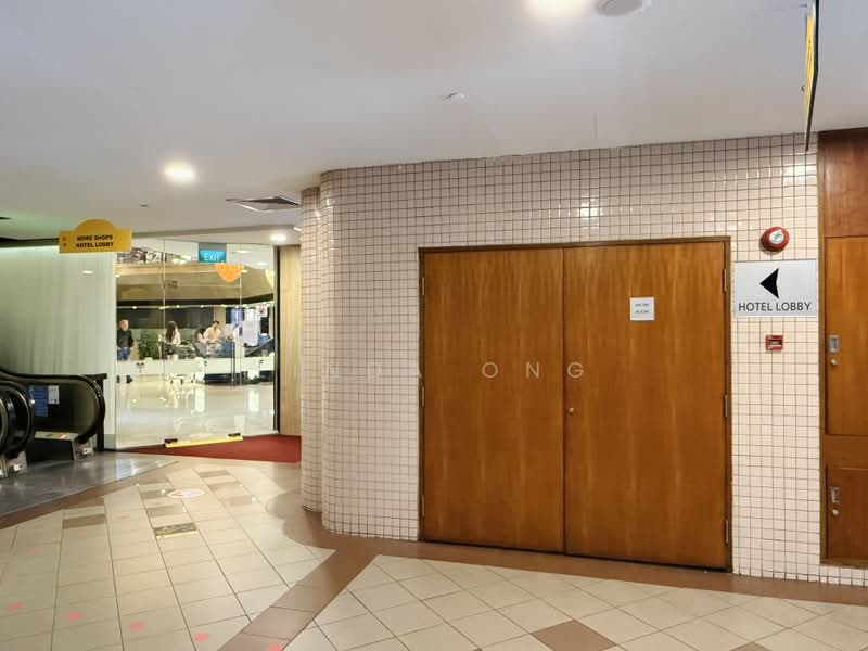 Furama City Centre, 60 Eu Tong Sen Street, 506 sqft, Mall Shop For Rent, by Linda Ong, 500217247 - Direct Link to Hotel - CommercialGuru.com.sg