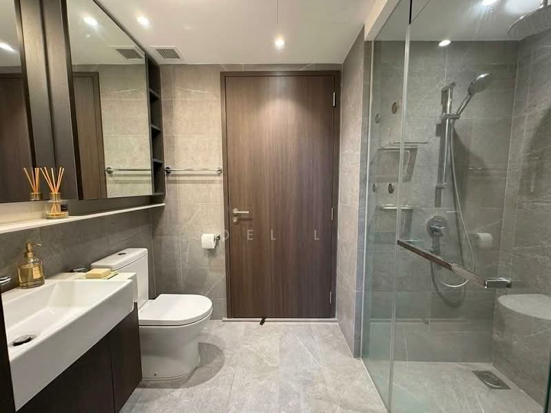 Riverfront Residences, 41 Hougang Avenue 7, 1 Bedroom, 517 sqft, Condominium For Sale, by Joel Li, 500217248 - Bathroom - PropertyGuru.com.sg