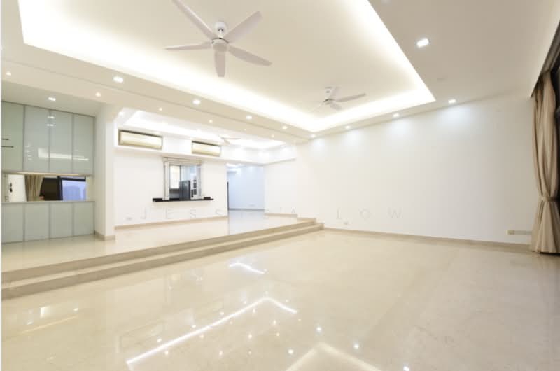 Regency Park, 3 Nathan Road, 4 Bedrooms, 3,650 sqft, Condominium For Rent, by Jessica Low, 500217255 - Living Room - PropertyGuru.com.sg