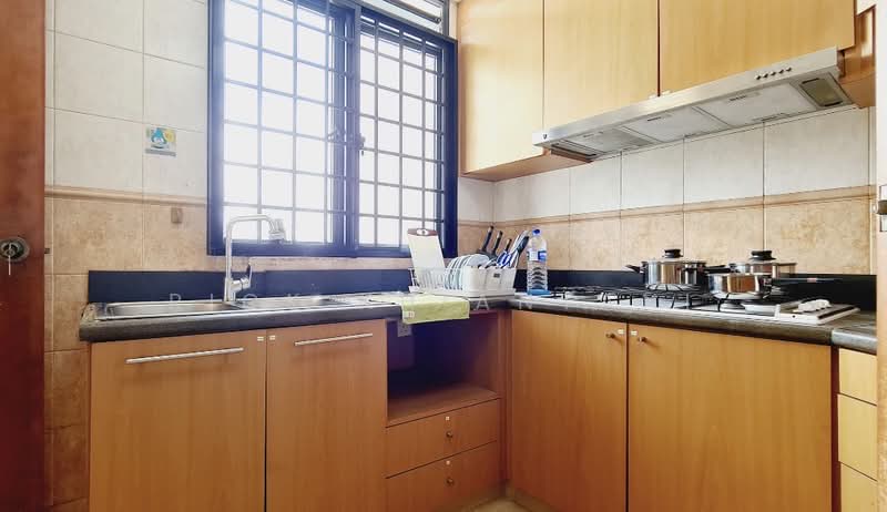 East Meadows, 30 Tanah Merah Kechil Road, 1 Bedroom, 250 sqft, Condominium For Rent, by Rick Khiantani, 500217271 - Kitchen - PropertyGuru.com.sg
