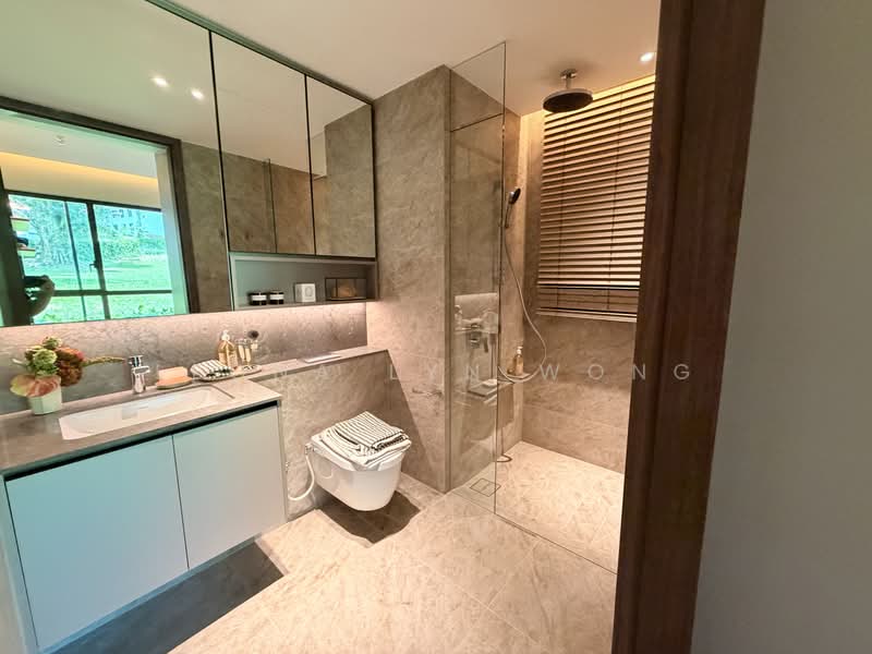 Dunearn House, 764 Dunearn Road, 3 Bedrooms, 969 sqft, Condominium For Sale, by Leona Lyn Wong, 500217285 - Bathroom - PropertyGuru.com.sg
