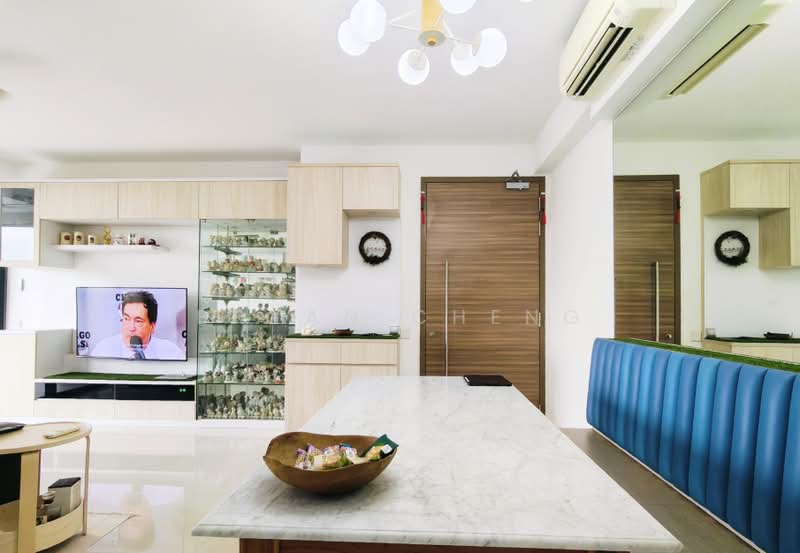 Wandervale, 365 Choa Chu Kang Avenue 3, 3 Bedrooms, 1,098 sqft, Executive Condominium For Sale, by Bryan Cheng, 500217295 - Living Room - PropertyGuru.com.sg
