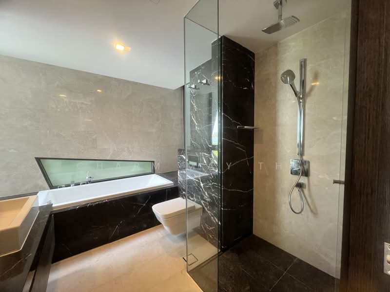 Cape Royale, 23 Cove Way, Harbourfront / Telok Blangah, 4 Bedrooms, 2,637 sqft, Condominium For Sale, by Charm May Thu, 500217303 - Bathroom - PropertyGuru.com.sg