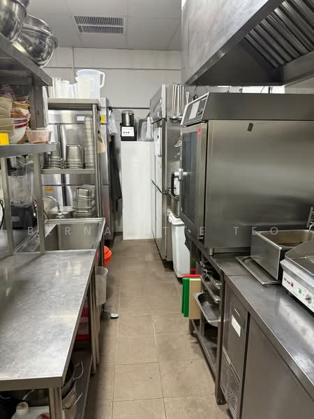 Tyrwhitt Rd, Farrer Park / Serangoon Rd, 1,600 sqft, Food & Beverage For Rent, by Bernadette Teo, 500217307 - Kitchen - CommercialGuru.com.sg