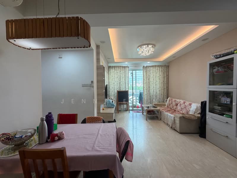 Guilin View, 26 Bukit Batok Street 52, 2 Bedrooms, 861 sqft, Condominium For Rent, by Jennifer Ng, 500217310 - Dining Area - PropertyGuru.com.sg