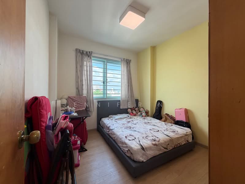 Guilin View, 26 Bukit Batok Street 52, 2 Bedrooms, 861 sqft, Condominium For Rent, by Jennifer Ng, 500217310 - Bedroom 2 - PropertyGuru.com.sg