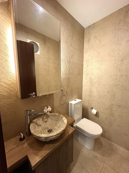 Eleven @ Holland, 11 Holland Link, 5 Bedrooms, 3,735 sqft, Cluster House For Sale, by Kaili Ong, 500217321 - Bathroom - PropertyGuru.com.sg