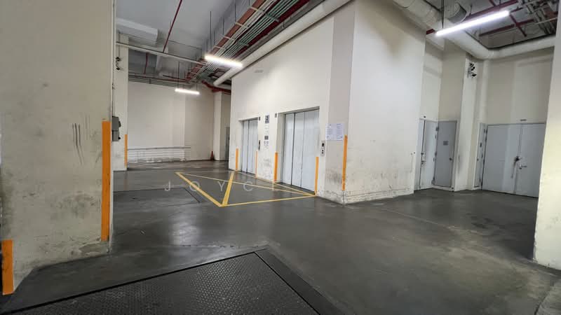 Midview Building, 50 Bukit Batok Street 23, 200 sqft, Light Industrial (B1) For Rent, by Joyce Foo, 500217338 - Corridor - CommercialGuru.com.sg