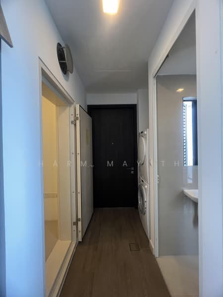 Cape Royale, 17 Cove Way, Harbourfront / Telok Blangah, 3 Bedrooms, 1,679 sqft, Condominium For Sale, by Charm May Thu, 500217341 - Corridor - PropertyGuru.com.sg