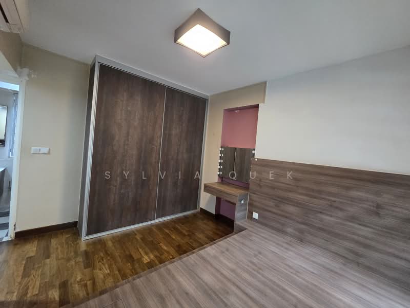 477C Upper Serangoon View, 477C Upper Serangoon View, 3 Bedrooms, 990 sqft, HDB Flat For Sale, by Sylvia Quek, 500217344 - Master Bedroom - PropertyGuru.com.sg