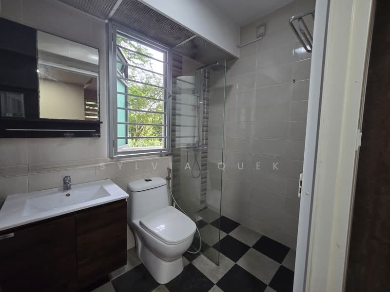 477C Upper Serangoon View, 477C Upper Serangoon View, 3 Bedrooms, 990 sqft, HDB Flat For Sale, by Sylvia Quek, 500217344 - Bathroom - PropertyGuru.com.sg