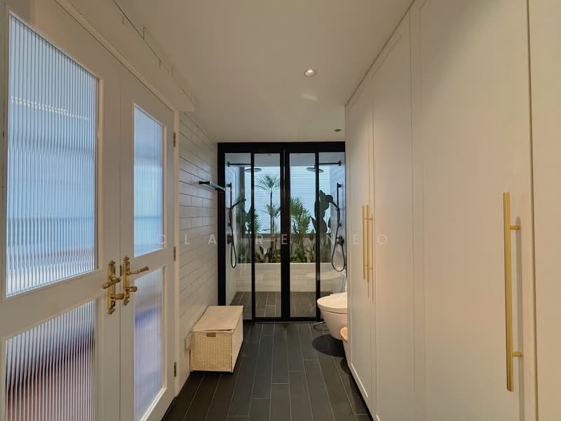 Hillcrest Villa, 19T Hillcrest Road, 5 Bedrooms, 2,896 sqft, Cluster House For Sale, by Claire Neo, 500217349 - Bathroom - PropertyGuru.com.sg