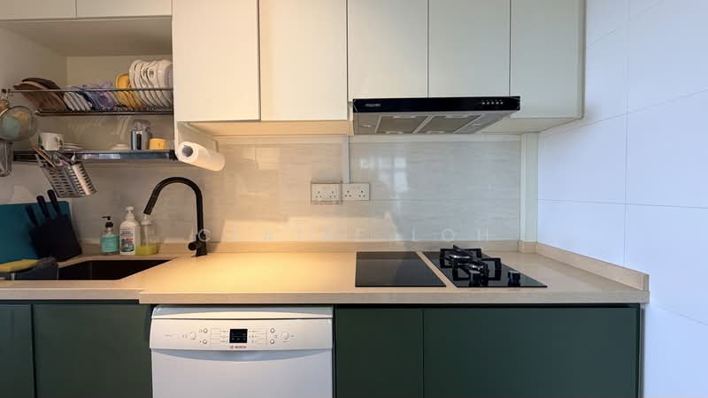 30 Margaret Drive, 30 Margaret Drive, 2 Bedrooms, 667 sqft, HDB Flat For Sale, by Claire Loh, 500217359 - Kitchen - PropertyGuru.com.sg