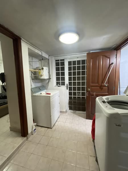 Pinewood Terrace, Pinewood Grove, 6 Bedrooms, 4,000 sqft, Terraced House For Sale, by Shawn Wee, 500217386 - Interior - PropertyGuru.com.sg