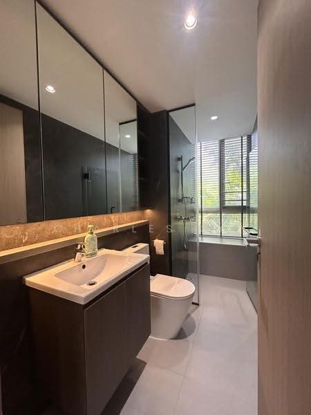 Flamingo Valley, 468 Siglap Road, East Coast / Marine Parade, 3 Bedrooms, 990 sqft, Condominium For Rent, by Charles Goy, 500217390 - Bathroom - PropertyGuru.com.sg