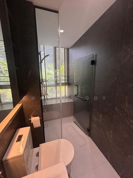 Flamingo Valley, 468 Siglap Road, East Coast / Marine Parade, 3 Bedrooms, 990 sqft, Condominium For Rent, by Charles Goy, 500217390 - Bathroom - PropertyGuru.com.sg