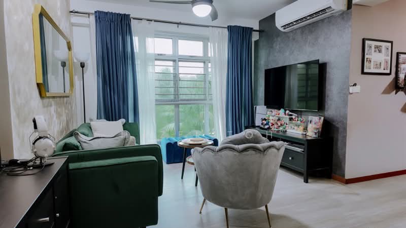 126D Canberra Street, 126D Canberra Street, 3 Bedrooms, 1,001 sqft, HDB Flat For Sale, by Hazel Toh, 500217391 - Living Room - PropertyGuru.com.sg