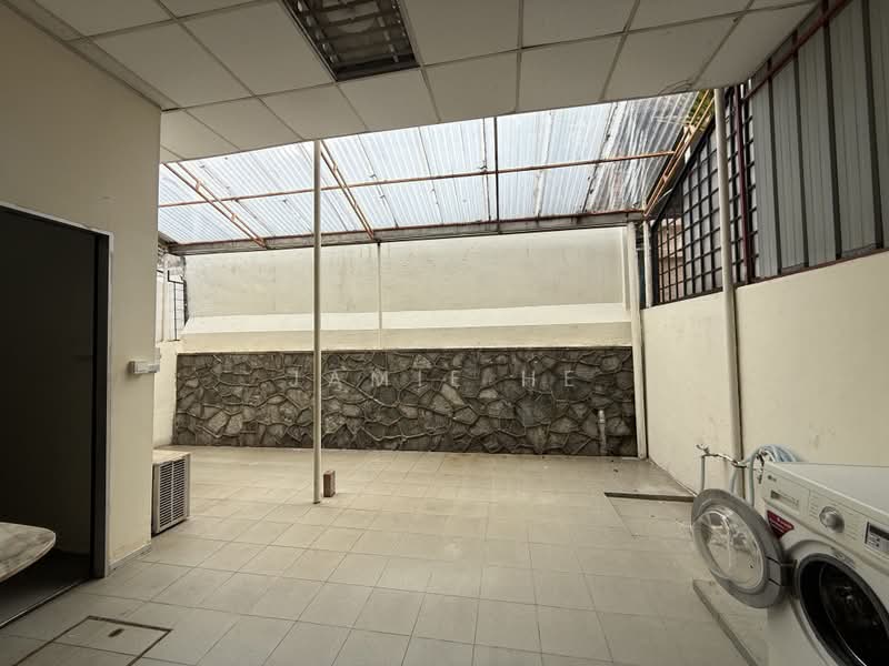 Jalan Lada Puteh, , 5 Bedrooms, 2,200 sqft, Terraced House For Sale, by Jamie He, 500217395 - Exterior - PropertyGuru.com.sg