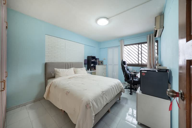 147 Serangoon North Avenue 1, 147 Serangoon North Avenue 1, 3 Bedrooms, 893 sqft, HDB Flat For Sale, by Veroy Chua, 500217408 - Bedroom - PropertyGuru.com.sg