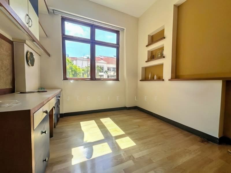 High Oak Condo, 11 Toh Tuck Road, 3 Bedrooms, 1,163 sqft, Condominium For Rent, by Jessie Lee, 500217415 - Study - PropertyGuru.com.sg