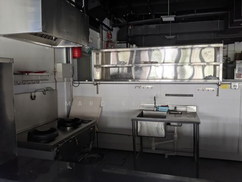Ground Floor Restaurant - Fully Fitted - Densely Populated Area - 6m Ceiling, Sembawang, Woodlands, Yishun, 5,329 sqft, Food & Beverage For Rent, by Marc Singh, 500217417 - Kitchen - CommercialGuru.com.sg