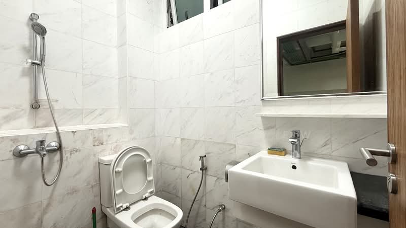 265 Outram Road, 265 Outram Road, Alexandra / Commonwealth, 976 sqft, Shop / Shophouse For Rent, by Shermaine Yew, 500217434 - Bathroom - CommercialGuru.com.sg