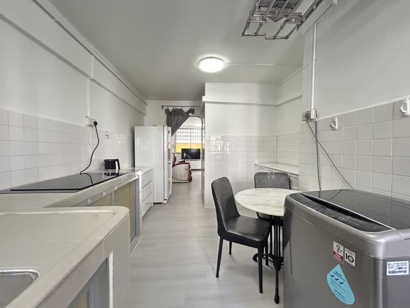 501 Hougang Avenue 8, 501 Hougang Avenue 8, 2 Bedrooms, 689 sqft, HDB Flat For Rent, by Patrick Ong, 500217446 - Kitchen - PropertyGuru.com.sg