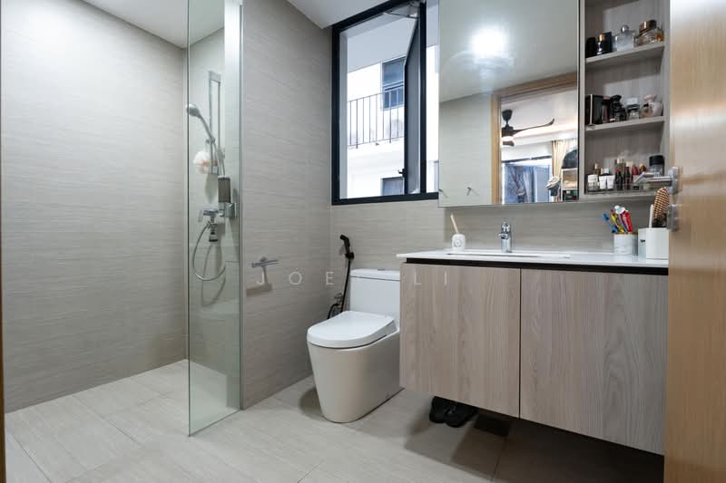Westwood Residences EC, 184 Westwood Avenue, 3 Bedrooms, 947 sqft, Condominium For Sale, by Joel Li, 500217449 - Bathroom - PropertyGuru.com.sg
