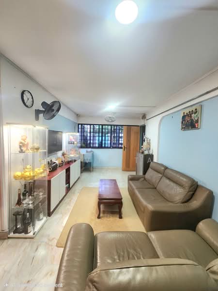 238 Bukit Batok East Avenue 5, 238 Bukit Batok East Avenue 5, 3 Bedrooms, 980 sqft, HDB Flat For Sale, by Kelvin Tan, 500217452 - Living Room - PropertyGuru.com.sg