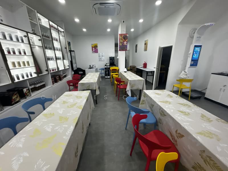 11 Jalan Bukit Merah Beside ABC market, Jalan Bukit Merah, 893 sqft, Shop / Shophouse For Rent, by Charles Chiang, 500217457 - Interior - CommercialGuru.com.sg