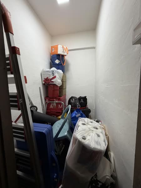 102 Jurong East Street 13, 102 Jurong East Street 13, 2 Bedrooms, 731 sqft, HDB Flat For Sale, by Susan Mariam (Amboi), 500217491 - Store Room - PropertyGuru.com.sg