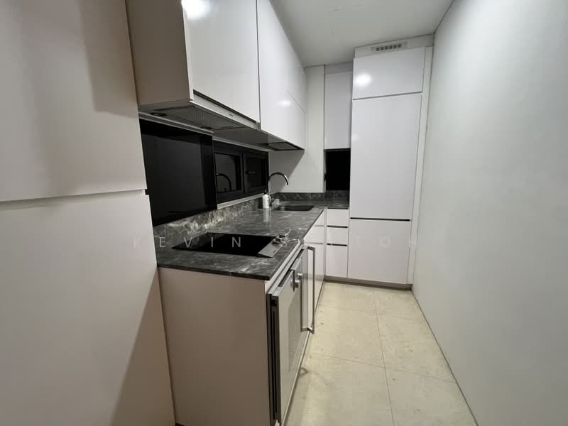 Robinson Suites, 50 Robinson Road, 2 Bedrooms, 614 sqft, Condominium For Sale, by Kevin Seetoh, 500217495 - Kitchen - PropertyGuru.com.sg