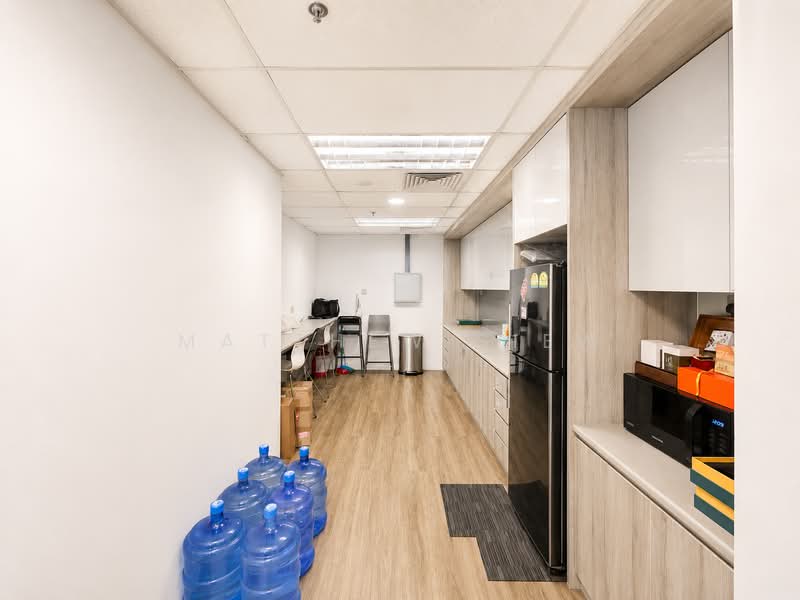 International Plaza, 10 Anson Road, 2,436 sqft, Office For Rent, by Matthew Siew, 500217508 - Kitchen - CommercialGuru.com.sg
