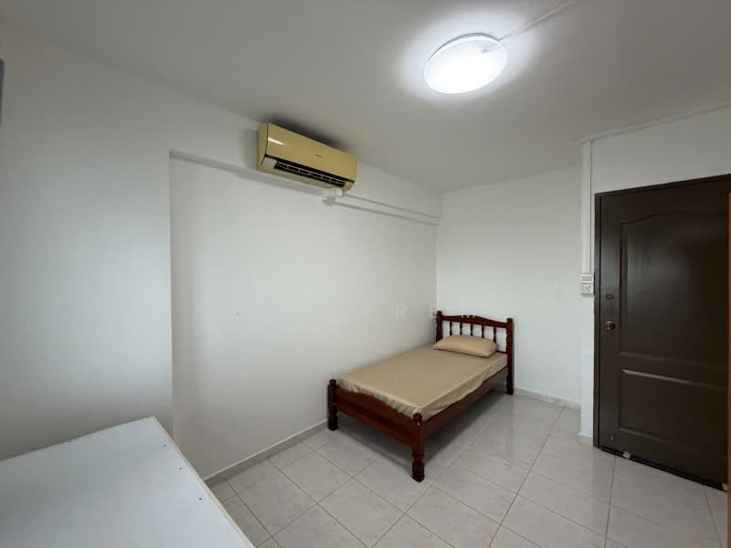 568 Pasir Ris Street 51, 568 Pasir Ris Street 51, Room Rental, 100 sqft, HDB Flat For Rent, by Soh Jeremy, 500217519 - Bedroom - PropertyGuru.com.sg