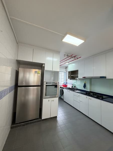 568 Pasir Ris Street 51, 568 Pasir Ris Street 51, Room Rental, 100 sqft, HDB Flat For Rent, by Soh Jeremy, 500217519 - Kitchen - PropertyGuru.com.sg