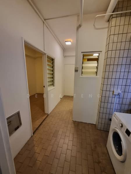 The Cairnhill, 4 Cairnhill Rise, 4 Bedrooms, 2,788 sqft, Condominium For Rent, by Debra Teng, 500217538 - Corridor - PropertyGuru.com.sg