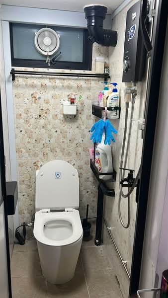4 Lorong 7 Toa Payoh, 4 Lorong 7 Toa Payoh, Room Rental, 150 sqft, HDB Flat For Rent, by Lois Tan, 500217542 - PropertyGuru.com.sg