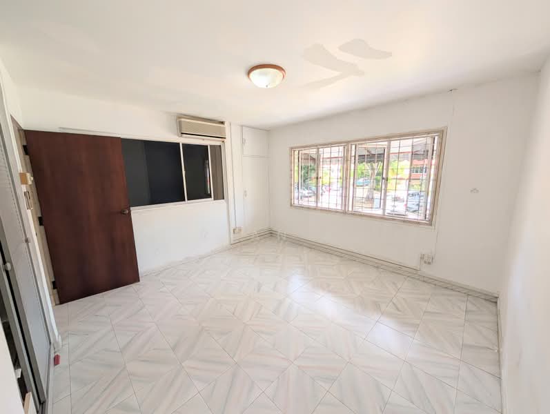 63 Jalan Ma'mor, 63 Jalan Ma'mor, 2 Bedrooms, 1,270 sqft, HDB Flat For Sale, by Ryan A, 500217546 - Interior - PropertyGuru.com.sg