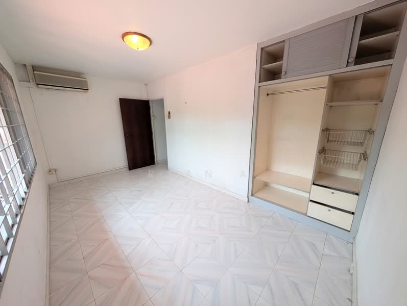 63 Jalan Ma'mor, 63 Jalan Ma'mor, 2 Bedrooms, 1,270 sqft, HDB Flat For Sale, by Ryan A, 500217546 - Bedroom - PropertyGuru.com.sg