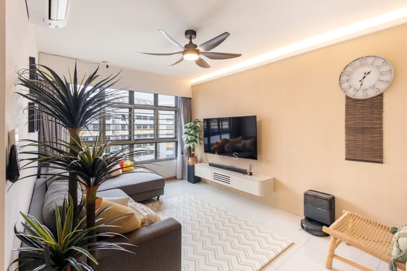 623B Tampines Avenue 12, 623B Tampines Avenue 12, 3 Bedrooms, 1,001 sqft, HDB Flat For Sale, by Matthias So, 500217551 - Living Room - PropertyGuru.com.sg