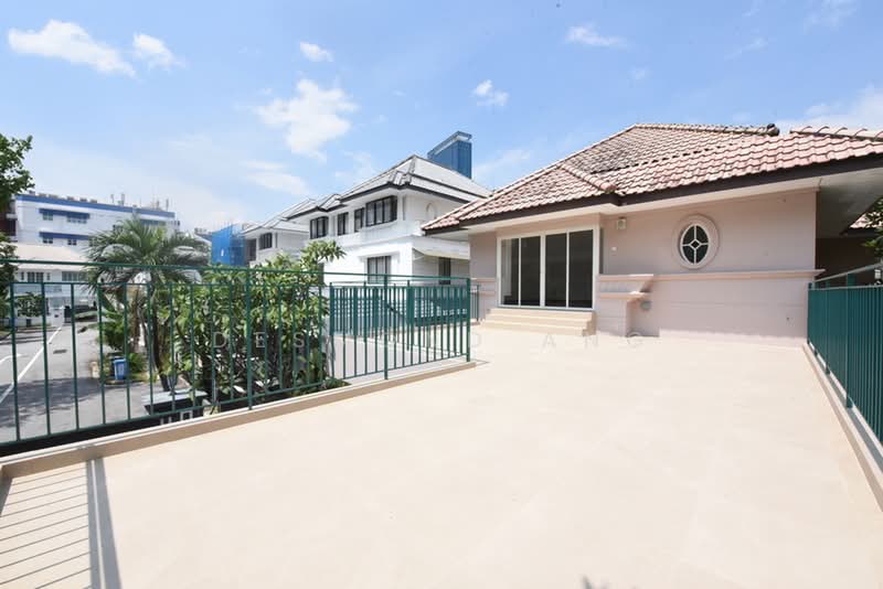 Luxurious Detached house 71 Gentle Drive, Gentle Drive, 5 Bedrooms, 7,382 sqft, Detached House For Rent, by Desmond Ang, 500217561 - Exterior - PropertyGuru.com.sg