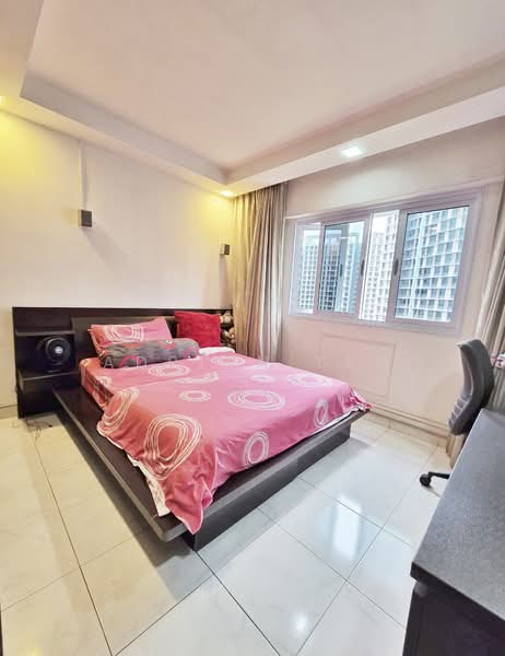 771 Bedok Reservoir View, 771 Bedok Reservoir View, 3 Bedrooms, 1,237 sqft, HDB Flat For Sale, by Adrian Tan, 500217564 - Bedroom - PropertyGuru.com.sg