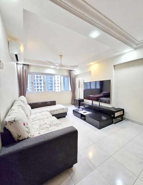 771 Bedok Reservoir View, 771 Bedok Reservoir View, 3 Bedrooms, 1,237 sqft, HDB Flat For Sale, by Adrian Tan, 500217564 - Living Room - PropertyGuru.com.sg