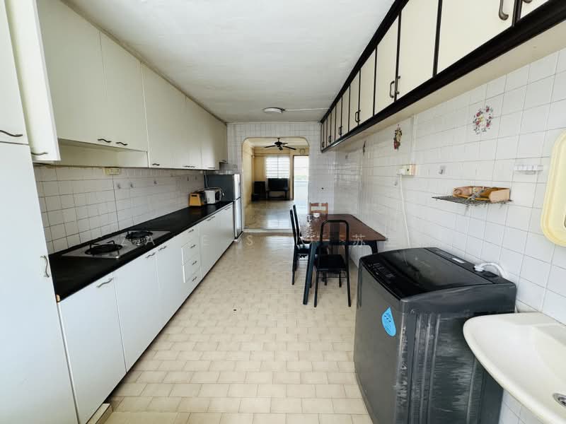 320 Clementi Avenue 4, 320 Clementi Avenue 4, 2 Bedrooms, 721 sqft, HDB Flat For Rent, by Zane Soo 苏昱能, 500217565 - Kitchen - PropertyGuru.com.sg