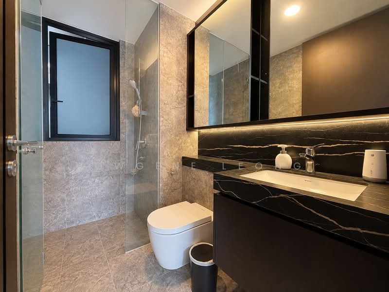 Hyll on Holland, 91 Holland Road, 2 Bedrooms, 700 sqft, Condominium For Sale, by Howgene Leong, 500217586 - Bathroom - PropertyGuru.com.sg